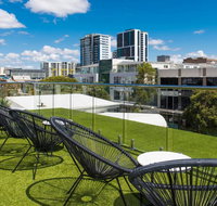 The Nest - Quirky Queen Sized Space with Roof Terrace - Accommodation Australia