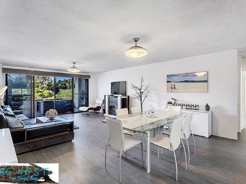 The Nest At Fingal Bay - Accommodation Australia 3