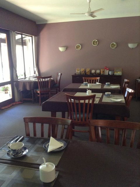 The Noble Grape Guesthouse - Local Tourism 3