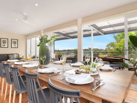 The Old Bottleshop - Waterfront, Pool Table And More - Accommodation Australia 1