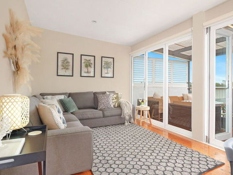 The Old Bottleshop - Waterfront, Pool Table And More - Accommodation Australia 2