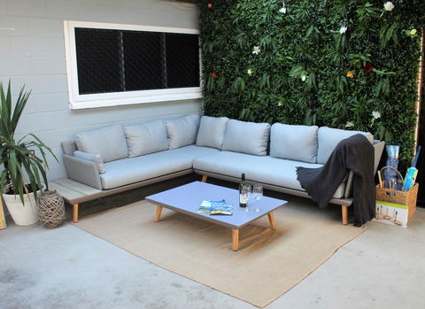 The Ole Gumtree - Kookaburras Nest - Australia Shopping 0