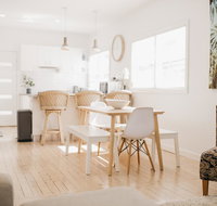 The Palms - stylish modern and cute as a button - Accommodation Australia