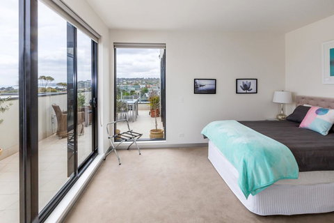 THE PENTHOUSE - MORNINGTON - Bed n Breakfasts 3