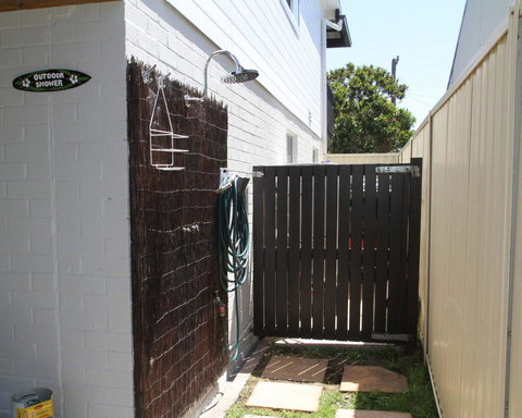 The Perfect Holiday Home - Australia Shopping 1