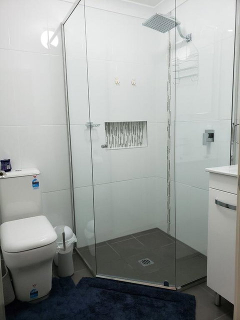 The Perfect Holiday Home - Australia Shopping 3