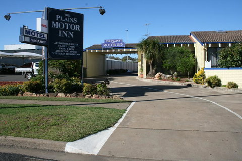 The Plains Motor Inn - Local Tourism 0