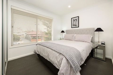 The Provincial - Central & Sophisticated - Accommodation Australia 1