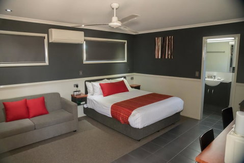 The Rocks Motel - Accommodation Australia 1
