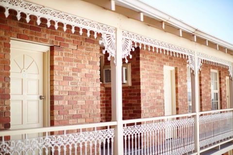 The Rose Hotel & Motel - Accommodation Australia 0