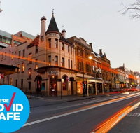 The Russell Hotel - Bed n Breakfasts