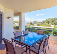 The Sands Unit 28 - Straight across the road from the beach - Accommodation Australia