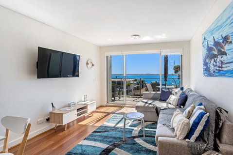 The Shoal Apartments, Unit 504/4-8 Bullecourt Street - Accommodation Australia 0