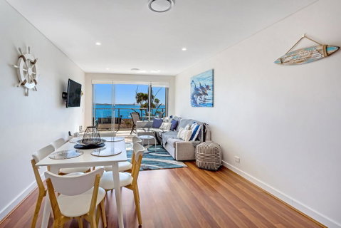 The Shoal Apartments, Unit 504/4-8 Bullecourt Street - Accommodation Australia 3