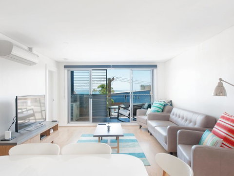 The Shoal, Unit 210/4-8 Bullecourt Street - Accommodation Australia 1