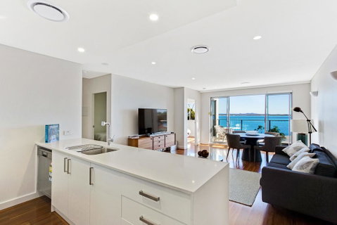The Shoal, Unit 510/4-8 Bullecourt Street - Accommodation Australia 3
