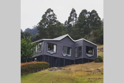 The Tin Dragon - Accommodation Australia 0