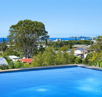 THE VIEW TUGUN - 4 bedrooms - Sea views - Private heated pool - Accommodation Australia