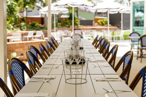 The Waterloo Bay Hotel - Australia Shopping 3