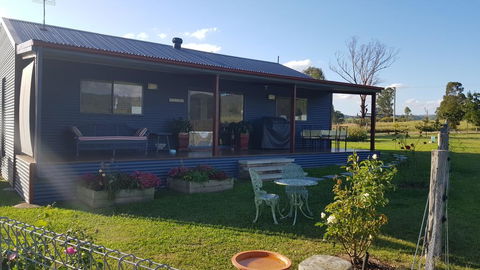 The Wattle Lodge - Accommodation Australia 3