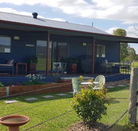 The Wattle Lodge - Accommodation Australia