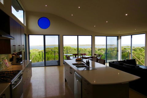 The Wave Oasis SC B&B - Accommodation Australia 2