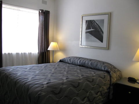 The Wayfarer Motel - Australia Shopping 1