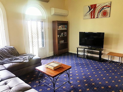 The Wharf Hotel - Local Tourism 2