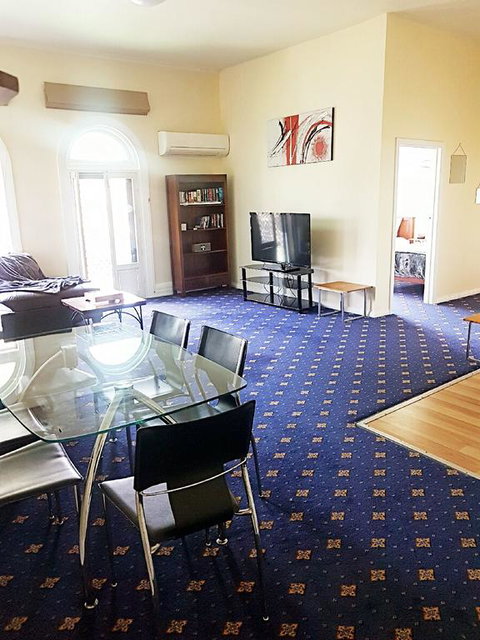 The Wharf Hotel - Local Tourism 3