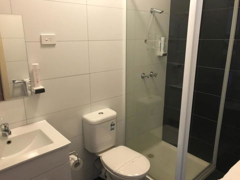 The Wharf Hotel - Accommodation Australia 0