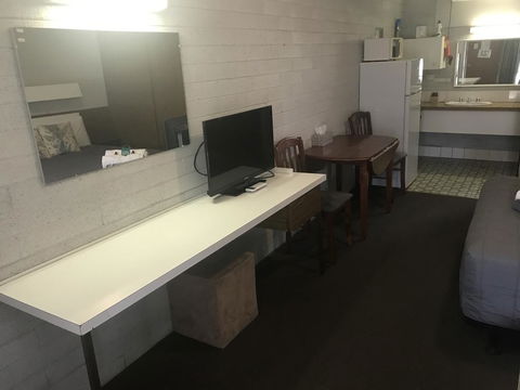 Thomas Lodge Motel - Accommodation Australia 2