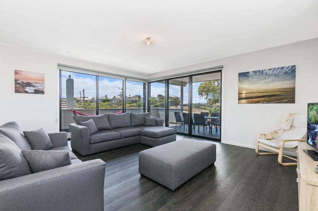 Warrnambool VIC Accommodation Australia