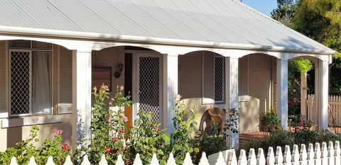 Tillbrook Cottage - Accommodation Australia 0