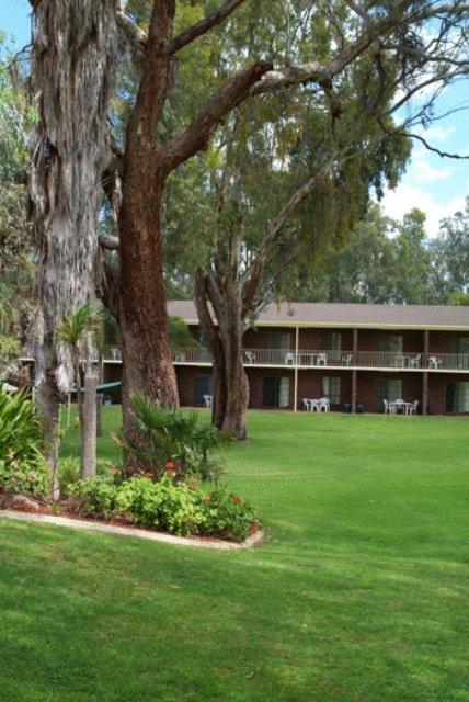 Tocumwal Golf Resort - Accommodation Australia 3
