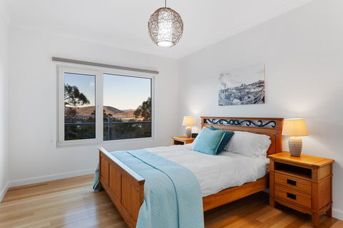 Tolpuddle Villa - Accommodation Australia 1