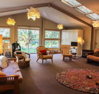 Tomah Retreat - Relax  Heal at UNWIND - Accommodation Australia
