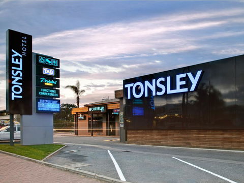 Tonsley Hotel - Bed n Breakfasts 1