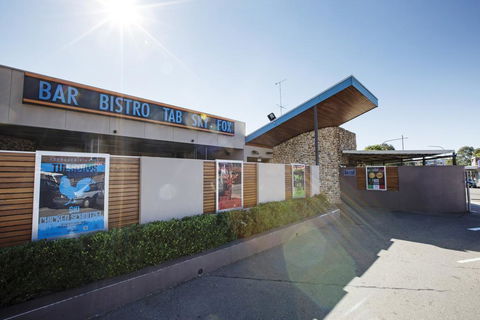 Toongabbie Hotel - Local Tourism 3
