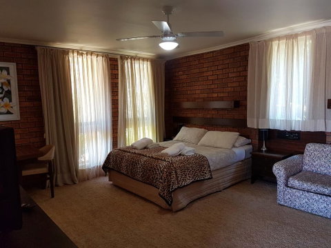 Toora Lodge Motel - Bed n Breakfasts 2