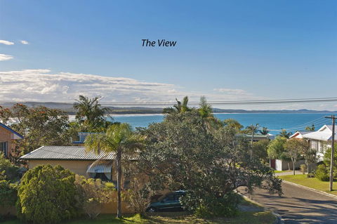 TOPVIEWS - 15Second Av BH - Accommodation Australia 2