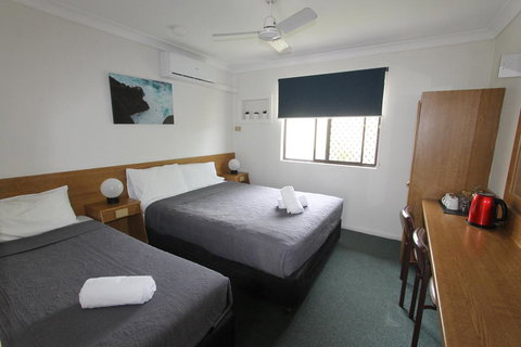 Toreador Motel - Local Tourism 3