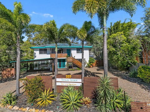 Torquay Terrace Bed & Breakfast - Local Tourism 1