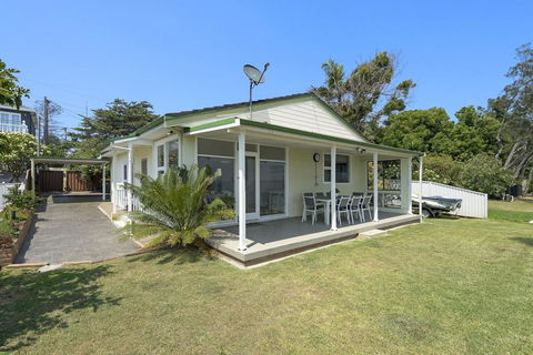 Toukley Lakefront House,Toukley - Accommodation Australia 0