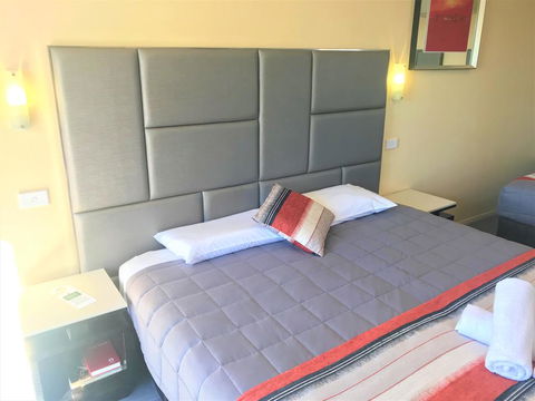 Toukley Motor Inn - Accommodation Australia 3