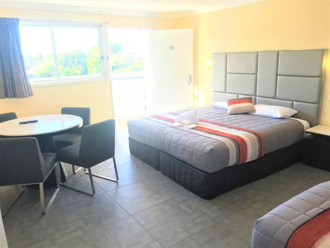 Toukley Motor Inn - Accommodation Australia 1