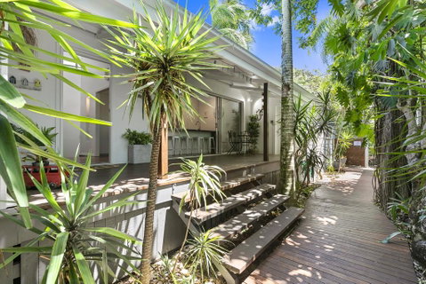 Tranquil & Tropical, Sunshine Beach - Accommodation Australia 2