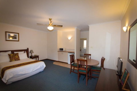 Tree Top Walk Motel - Accommodation Australia 3