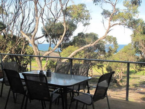 TREETOPS TERRACE 12 - A Luxury Skenes Creek Villa - Accommodation Australia 2