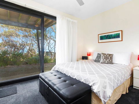 TREETOPS TERRACE 12 - A Luxury Skenes Creek Villa - Accommodation Australia 3