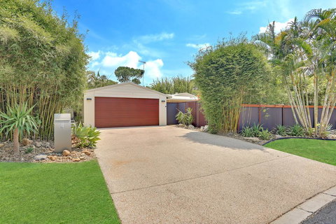 Tropical Oasis - Local Tourism 1